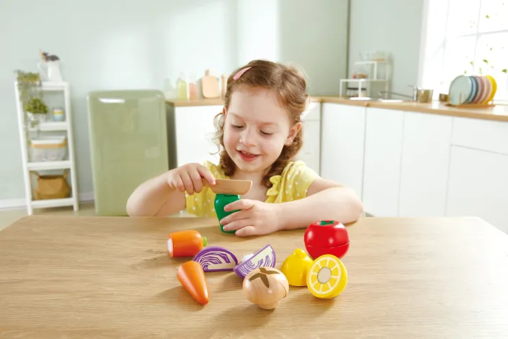 HAPE Pretend Play | Kitchen & Food>Farm Shop Vegetable Playset
