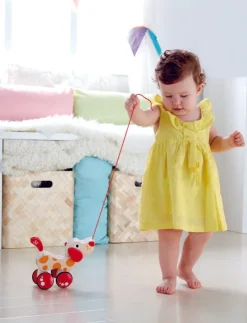 HAPE Wooden Toys | Push & Pull Toys>Pepe Pull Along