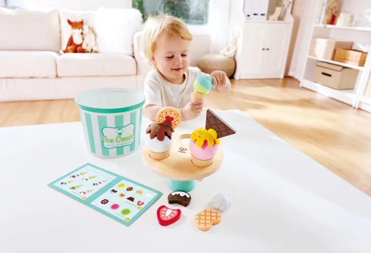 HAPE Pretend Play | Kitchen & Food>Scoop & Serve Ice Cream Set