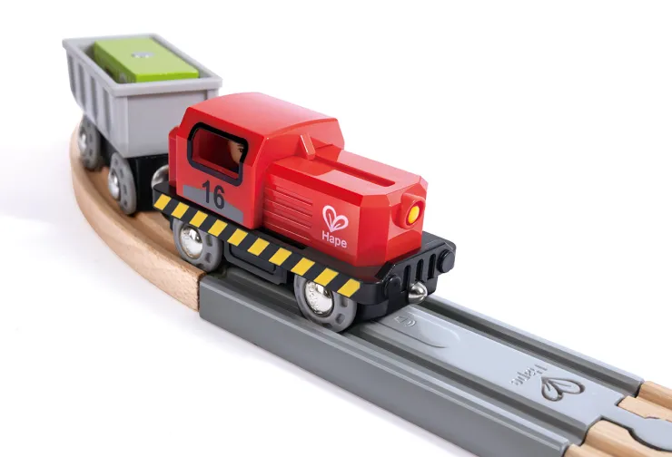 Hape Wooden Toys | Trains & Train Sets>Sea & Rail Cargo Transportation Set