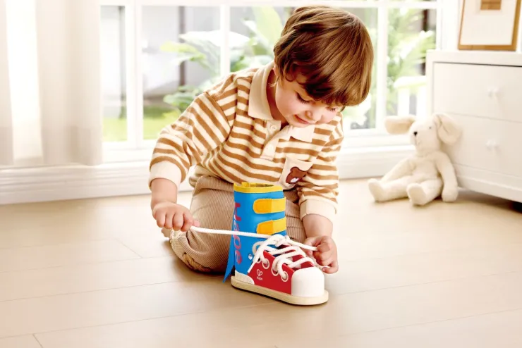 Hape Wooden Toys | Activities & Learning>* Tie-It Lacing Sneaker