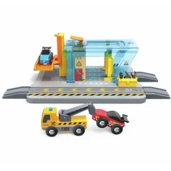 HAPE Wooden Toys | Trains & Train Sets>Vehicles Repair And Wash Station