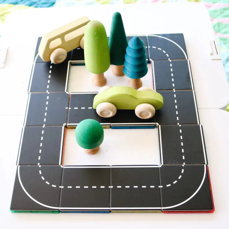 Learn & Grow Transport Toys | Building Sets>Rainbow Magnetic Tiles Toppers - Road Pack 40pc