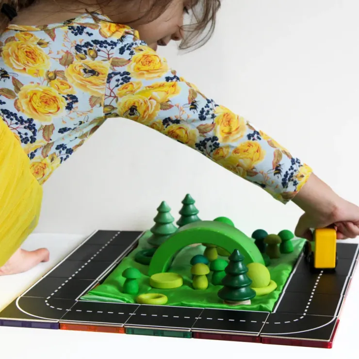 Learn & Grow Transport Toys | Building Sets>Rainbow Magnetic Tiles Toppers - Road Pack 40pc