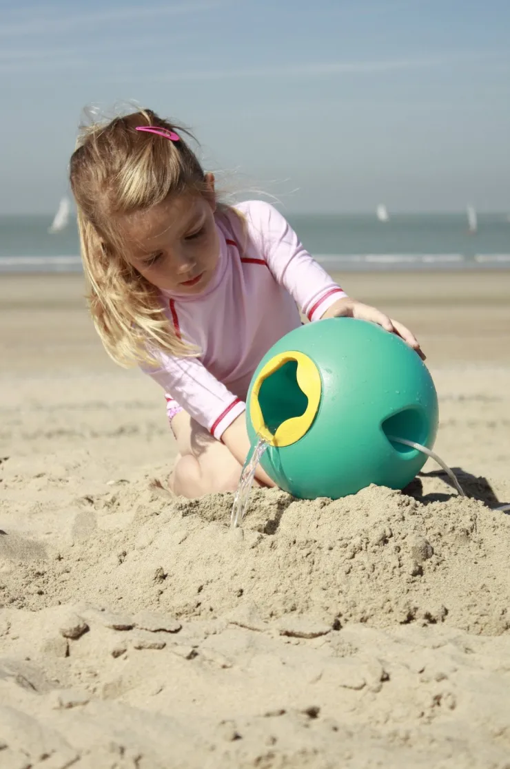 QUUT Beach Toys | Sand Toys>Ballo Bucket - Red