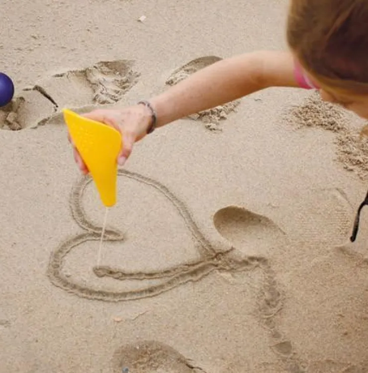 QUUT Bath Toys | Beach Toys>Cuppi Shovel Sieve Ball - Ocean Blue