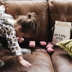 The Kiss Co Activities & Learning | Toddler Games>Hide & Seek Kisses