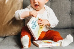 The Kiss Co Books | 6 Months+><noscript><img width=